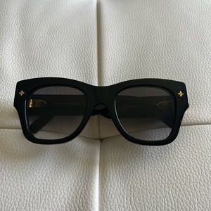 LOUIS VUITTON RENDEZ-VOUS SQUARE SUNGLASSES